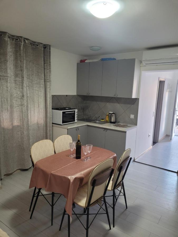 Zale Apartmani ซาดาร์ ภายนอก รูปภาพ